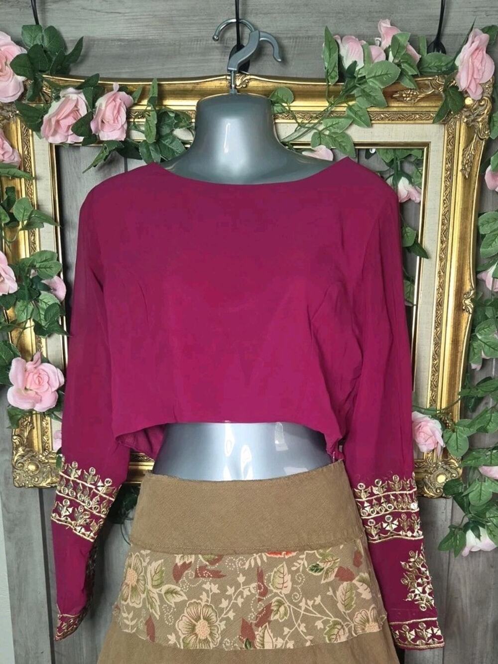 Neswaali London Women's Size 10 NWT Pink Embroidered Crop Top Bollywood Blouse